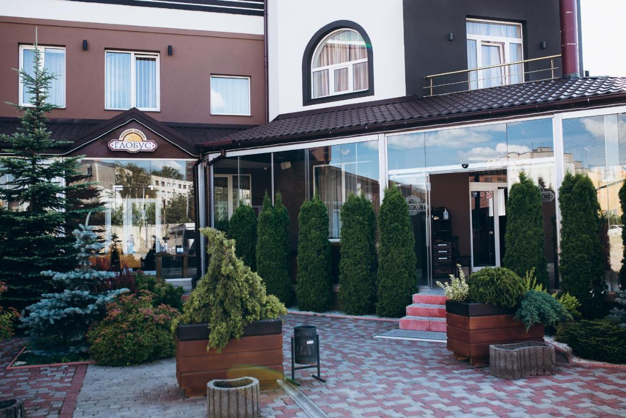 Globus Hotel Petrikov  Exterior foto